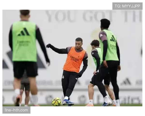 罗德里戈与姆巴佩对比：技术流边锋与顶级爆点的核心差距解析