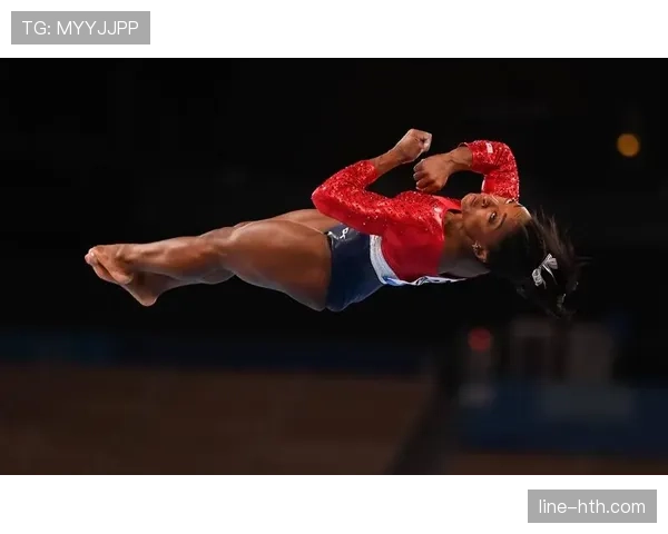 西蒙·拜尔斯买了个豪宅，光家具就能吓懵普通人了吧？